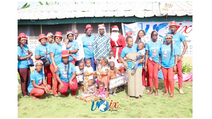 Noël:  l’ONG « voix de femme » fait des cadeaux aux enfants de l’orphelinat  « les amis du sourire » de Grand-Lahou